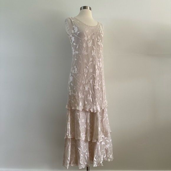 Cameron Blake Long 100% Silk Embroidered Dress Ruffled Skirt With Cover Blazer - Picture 2 of 16